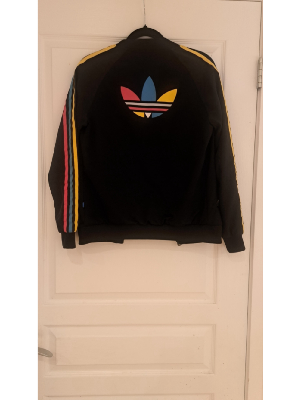 794 - Adidas Originals SST Rainbow Trefoil Track Jacket Black AY9435 2016 - Picture 4 of 10